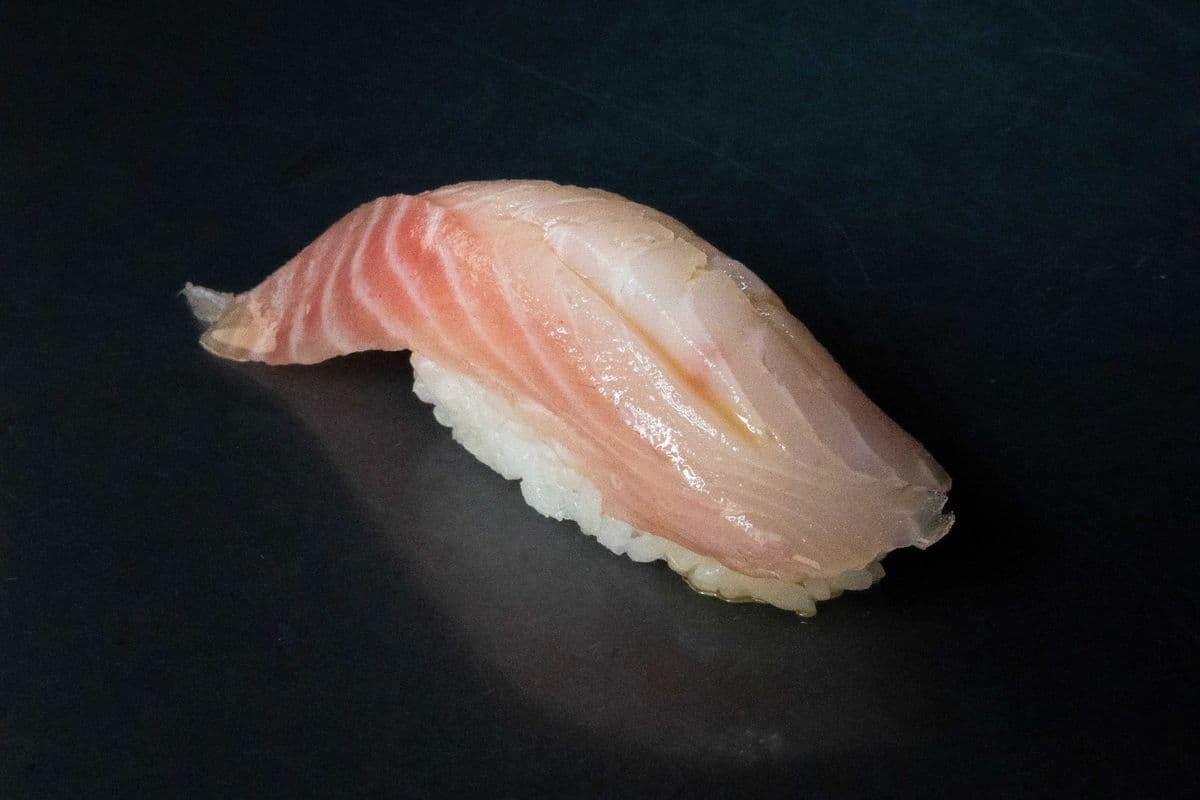 1094. Red Snapper Sushi (2PCS)