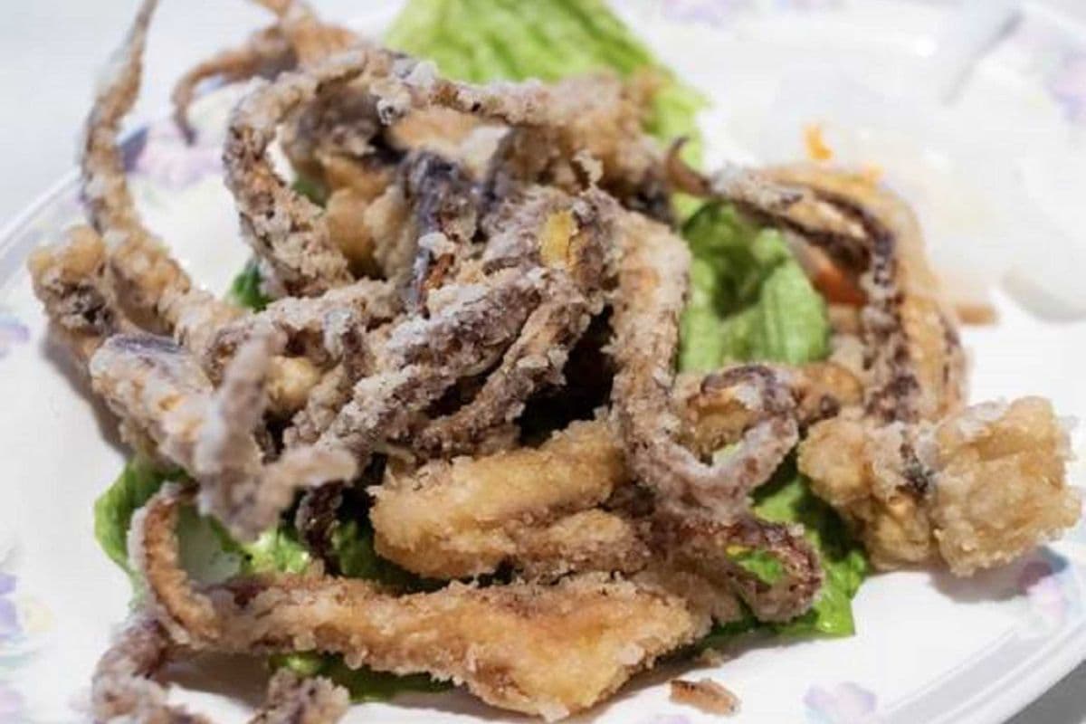 621 - Deep Fried Octopus Tail（炸鱿鱼鬚） - Dac Muc Chien Don