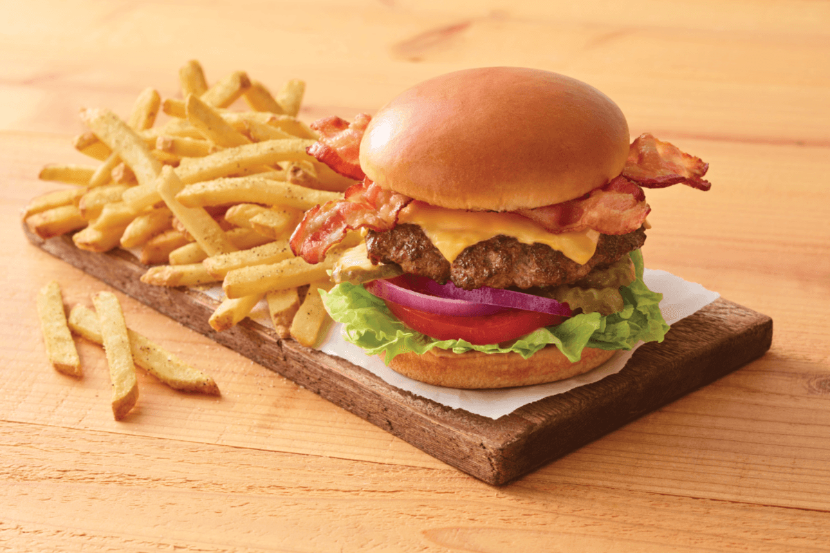 Classic Bacon Cheeseburger