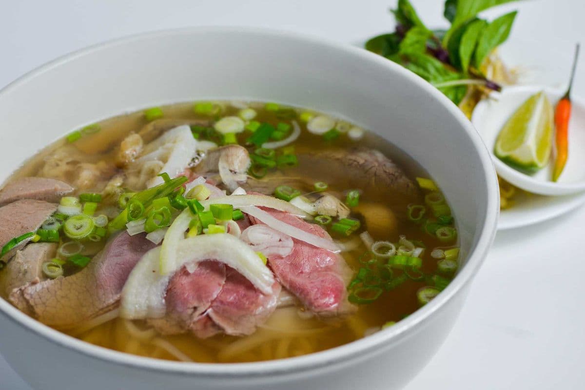 Ph4. Phở Đặc Biệt - Special Combo