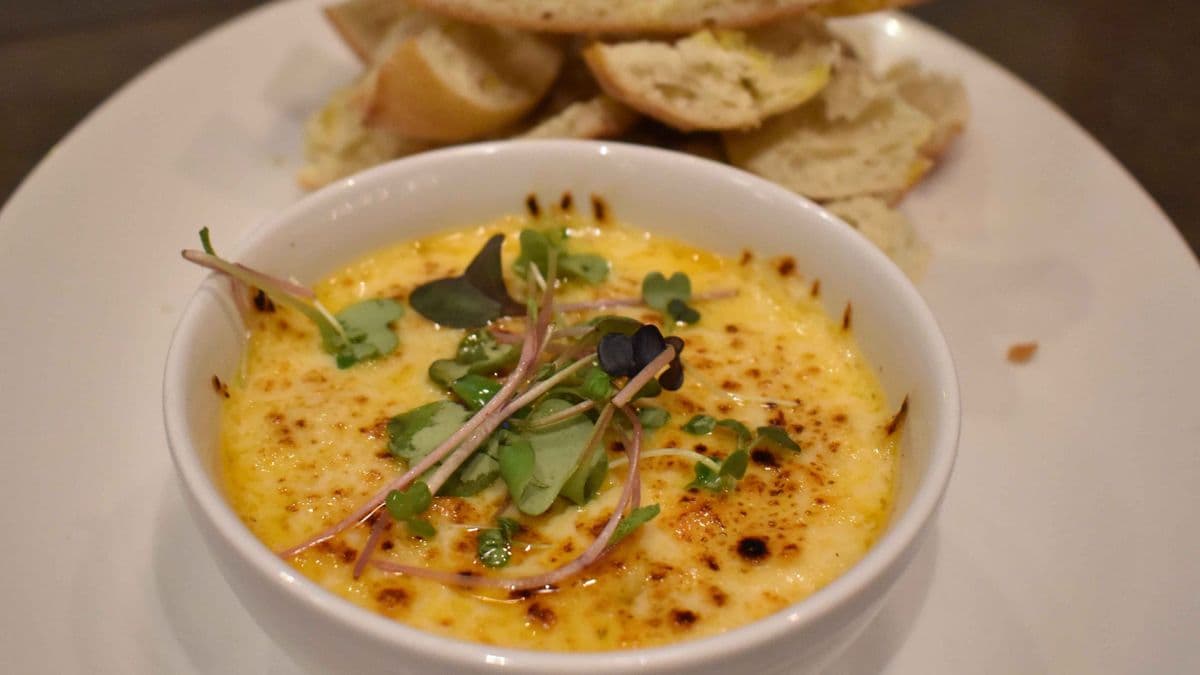 Warm Lobster, Crab, and Artichoke Dip