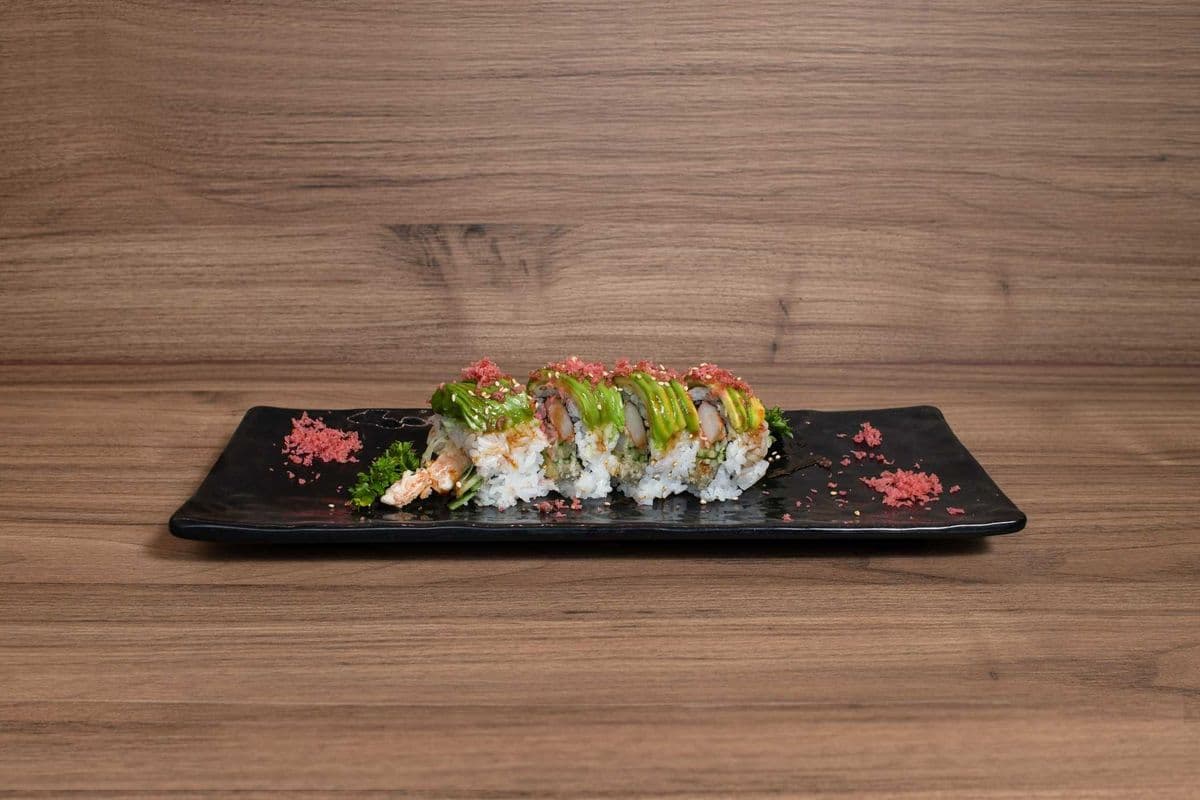 F04. Green Dragon Roll