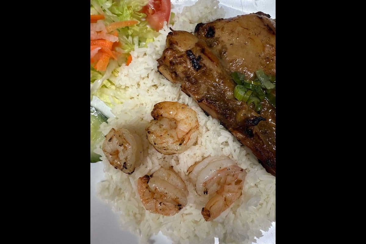 24C. Chicken and Shrimp on Rice