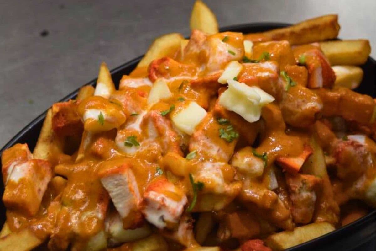 Butter Chicken Poutine