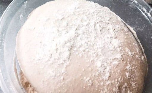 Pate de pizza / Pizza Dough