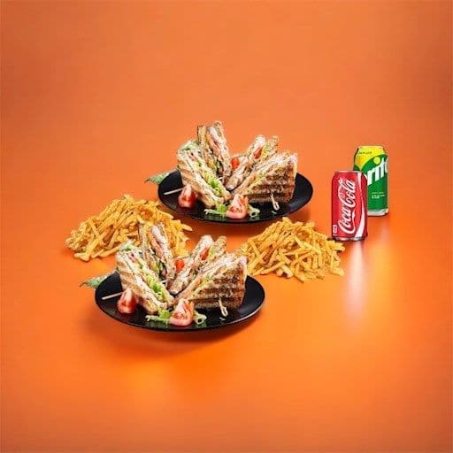 Promotion 12: Inclus 2 club sandwichs (viande blanche) et 2 breuvages