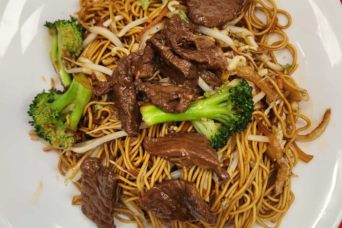 Lg Beef Lo Mein