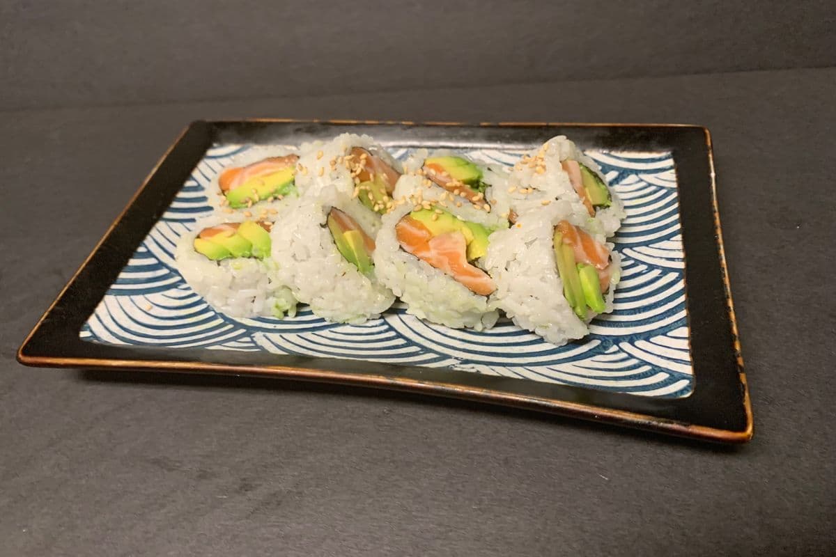 0161. Salmon Avocado Roll