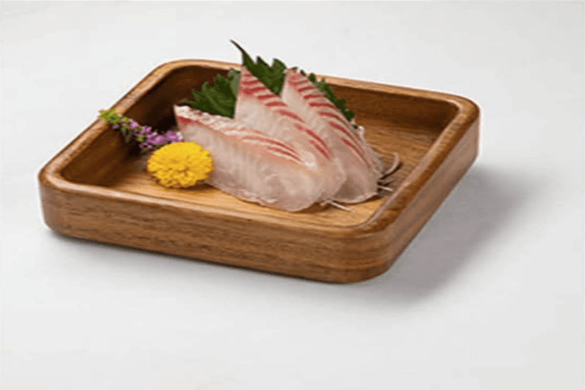204. Red Snapper Sashimi (Tai) (3 pcs)