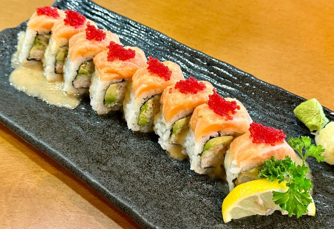 Alaska Roll (8 pcs)