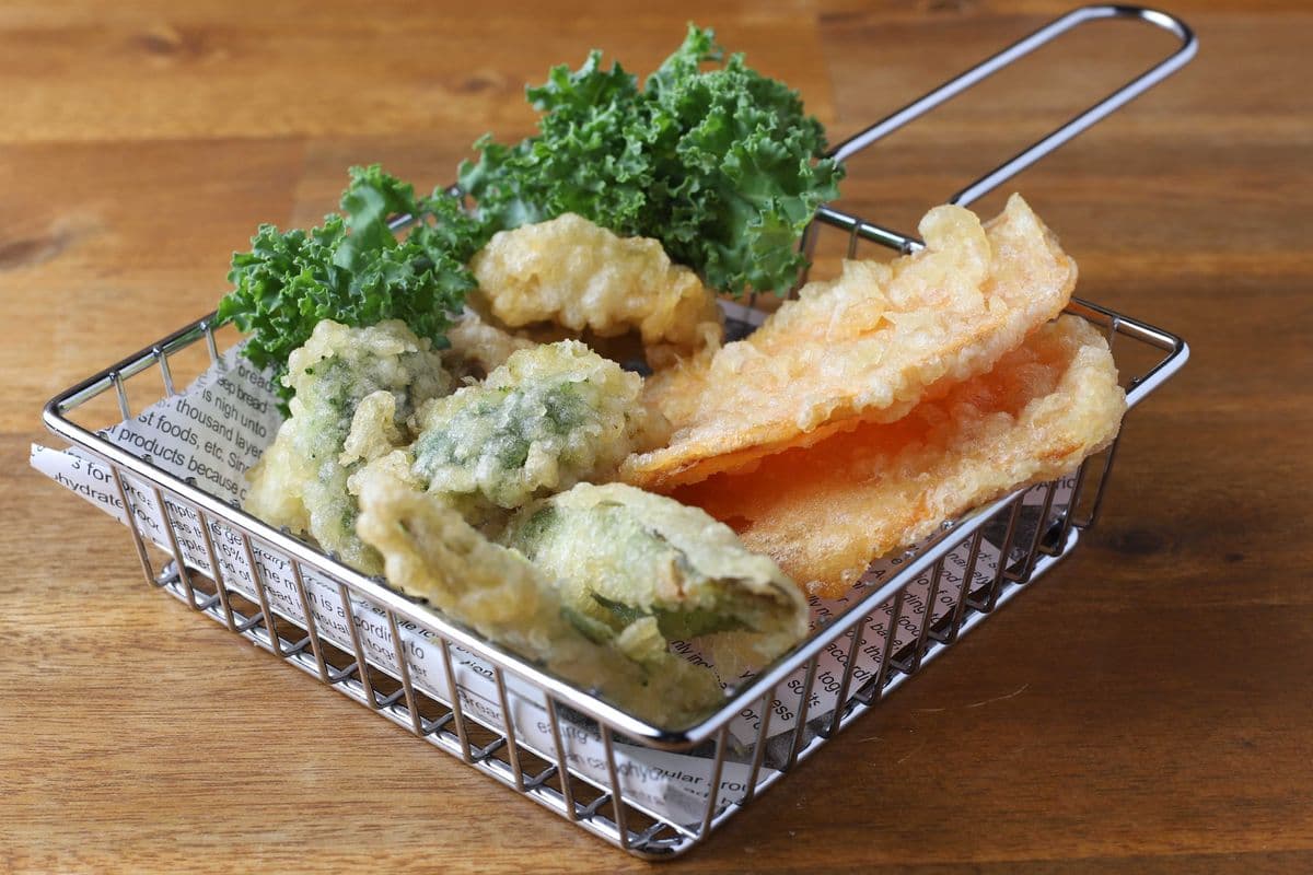 Vegetable Tempura (10 Pcs)