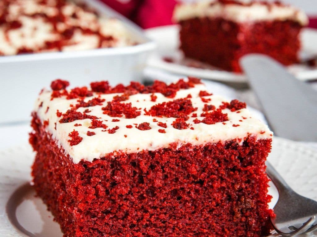 F2T RED VELVET CAKE