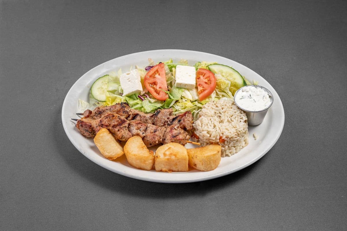Assiette de souvlaki au porc