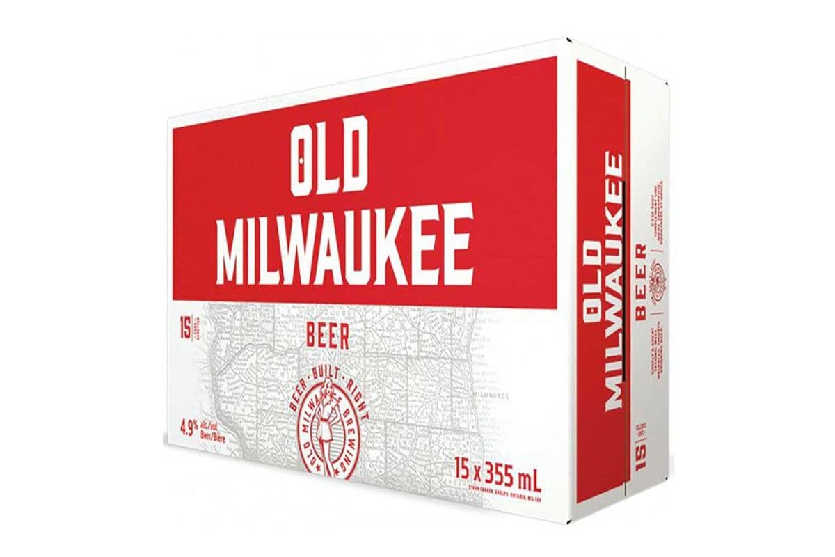 606285. Old Milwaukee 15 Pack Cans (15 x 15pc)