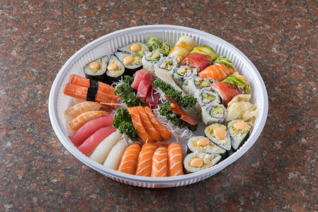 P3. Sashimi / Sushi / Roll (46 Pcs)