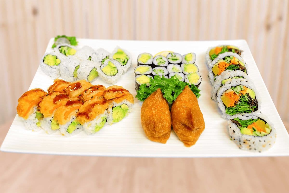 Veggie Party Tray (for 2-3 people) (35 pieces)