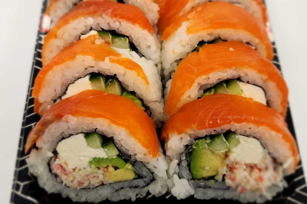 C7. Alaska Phila Roll (12 pcs)