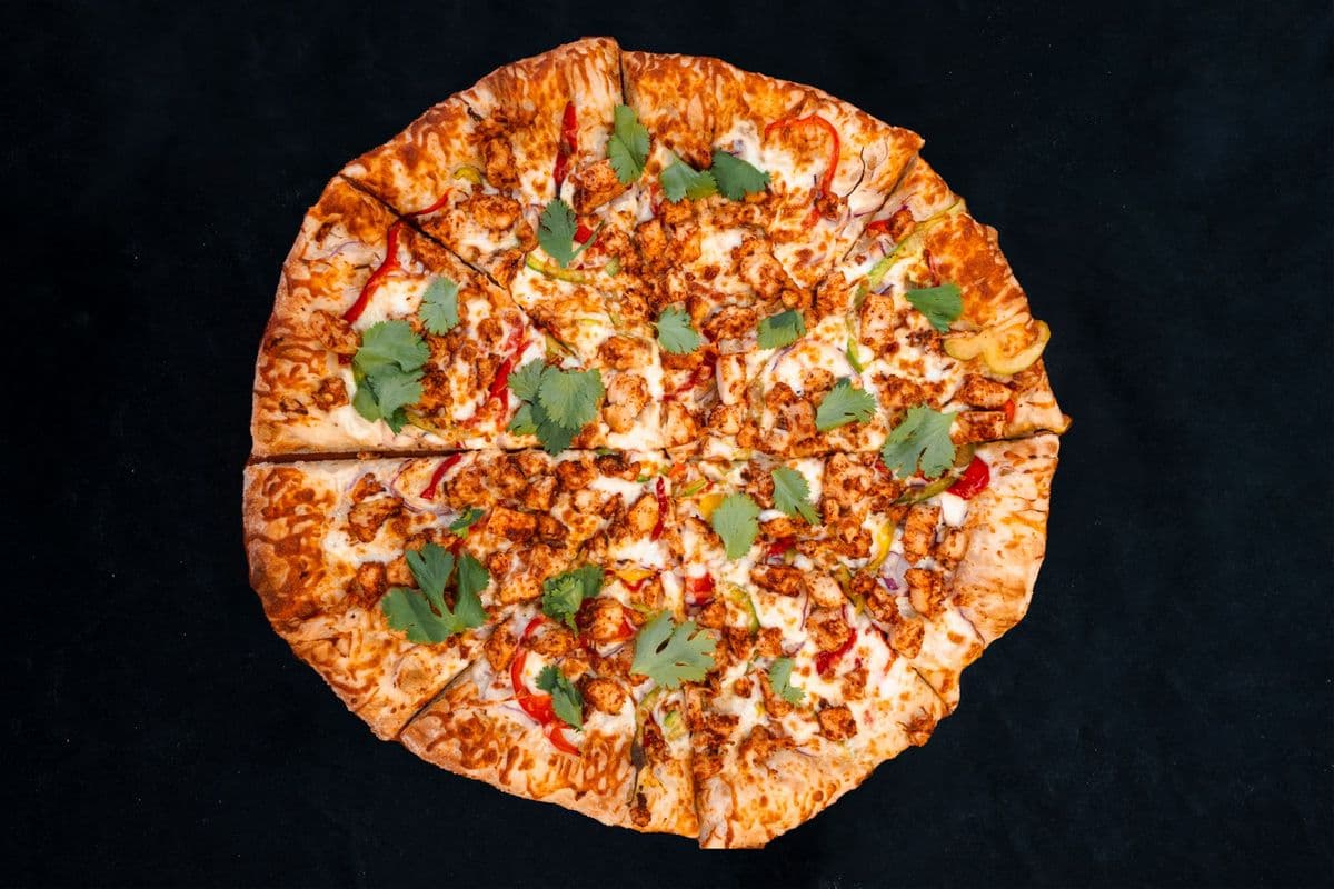 12" Tandoori Chicken Pizza
