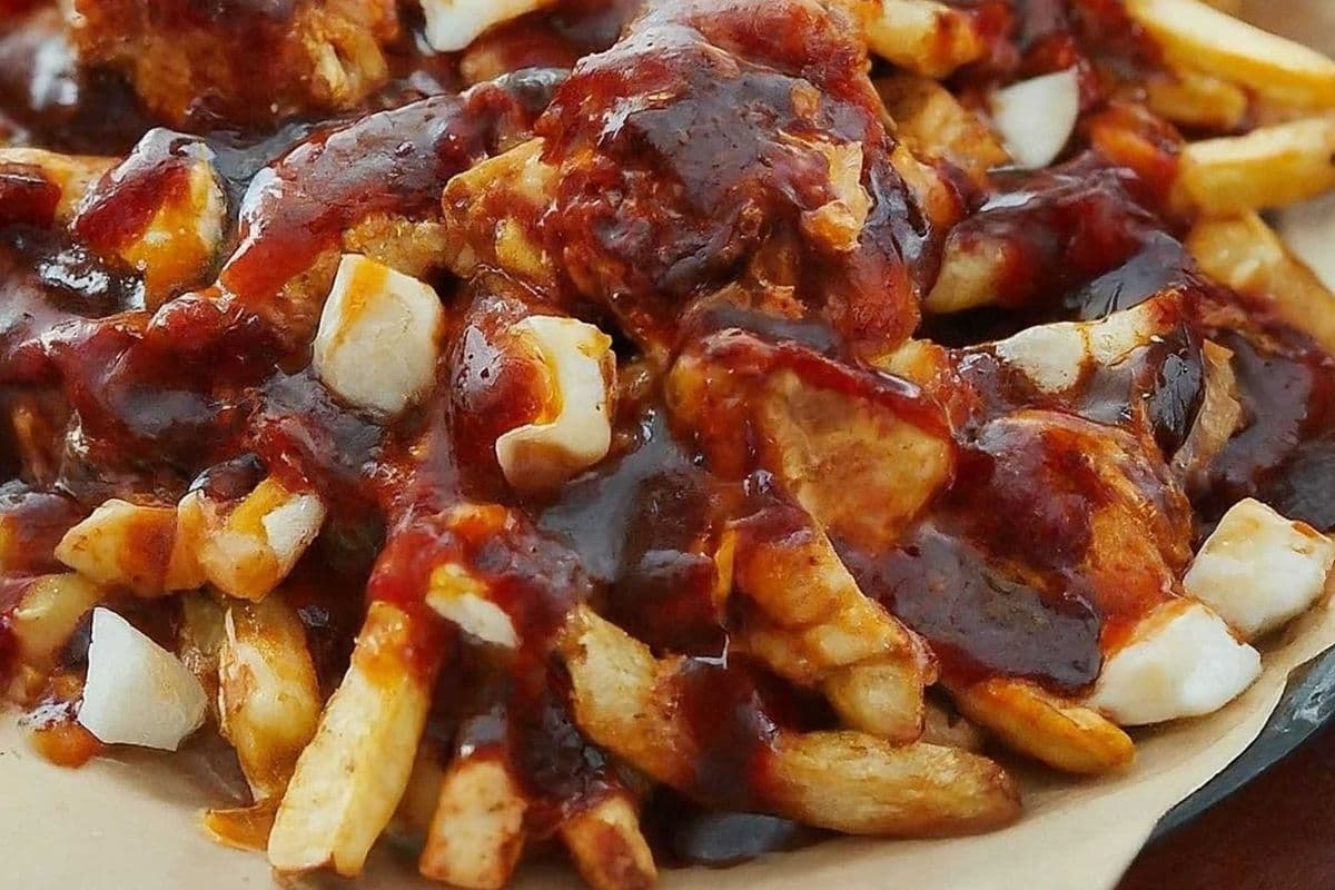Smoked BBQ Chicken Poutine