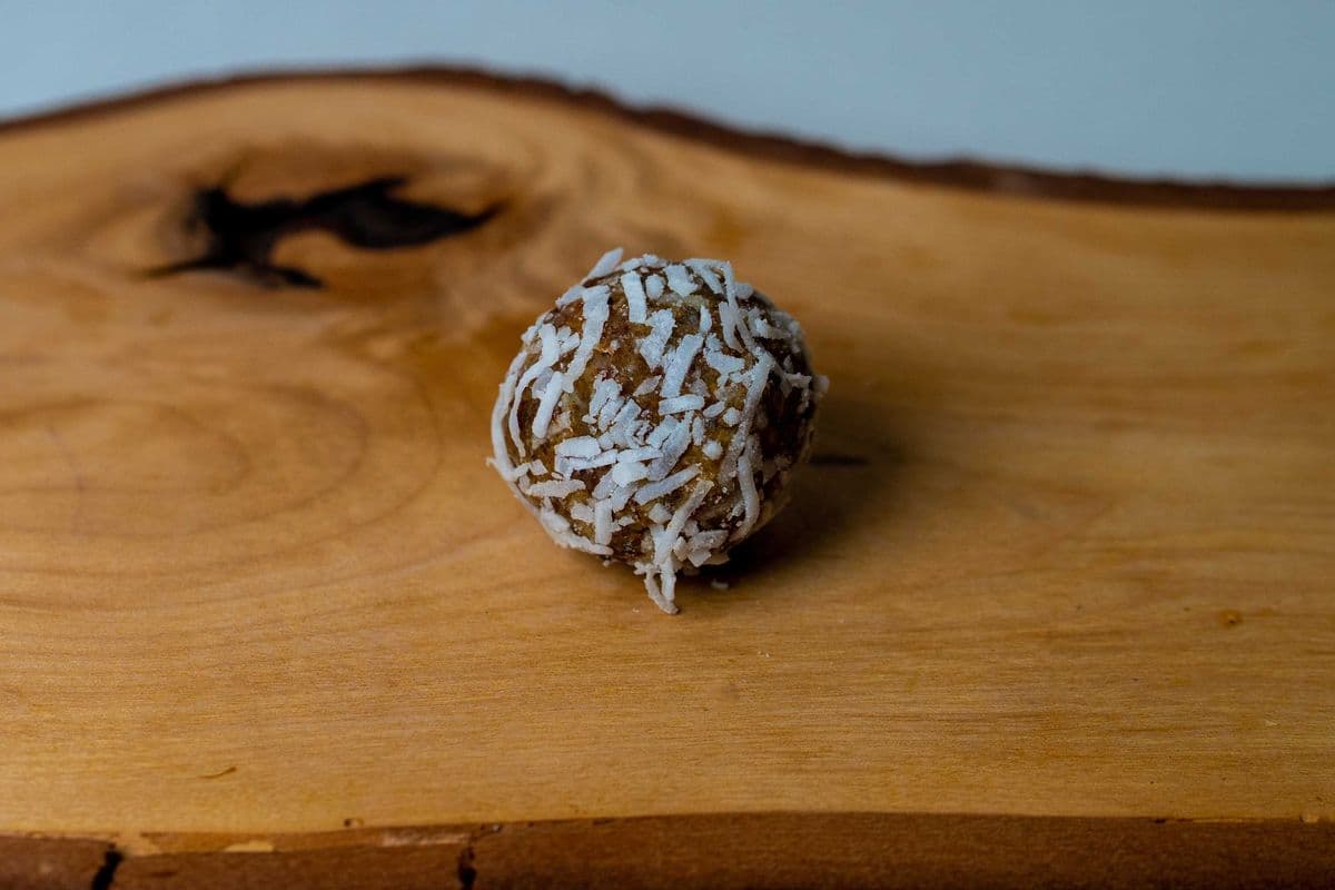 Coconut and Almond Energy Bite