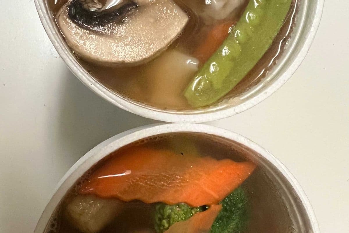 13. Wor Wonton Soup (Family Size) (32oz container for 2 cups)