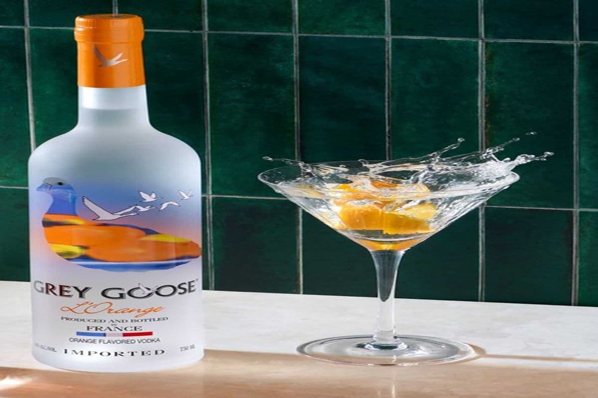 574152. GREY GOOSE L'ORANGE (1 x 750ml)