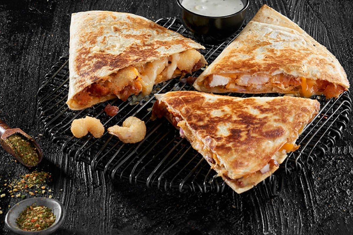 6ixty's Meaty Quesadilla