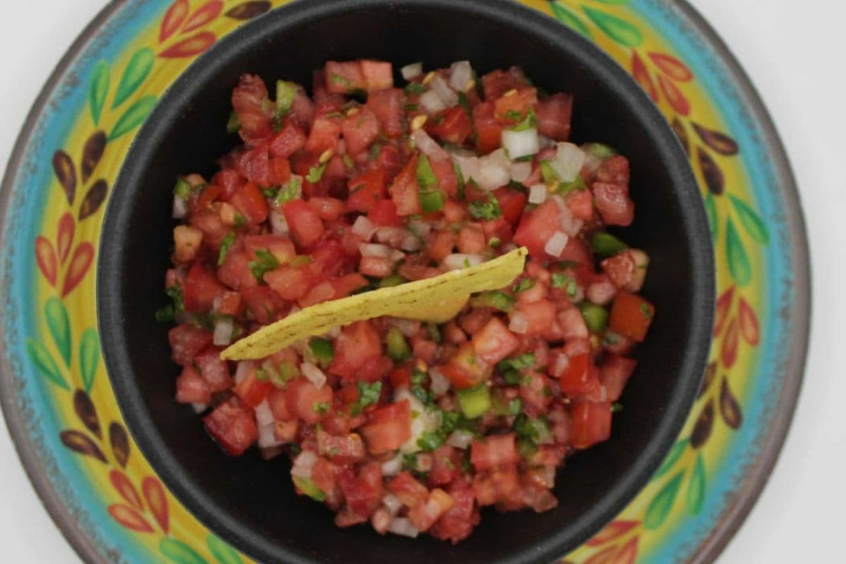 Pico De Gallo and Tortilla Chips (12 oz.)