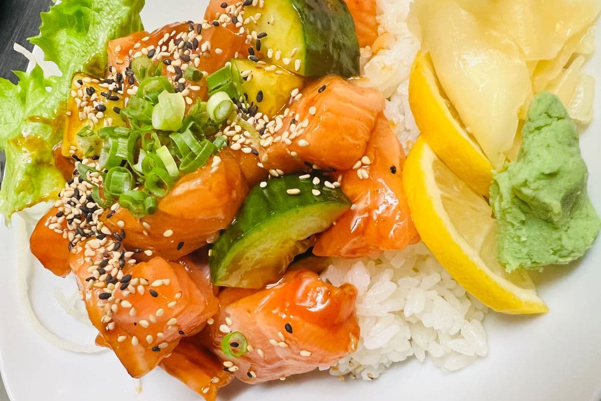 Spicy Salmon Don