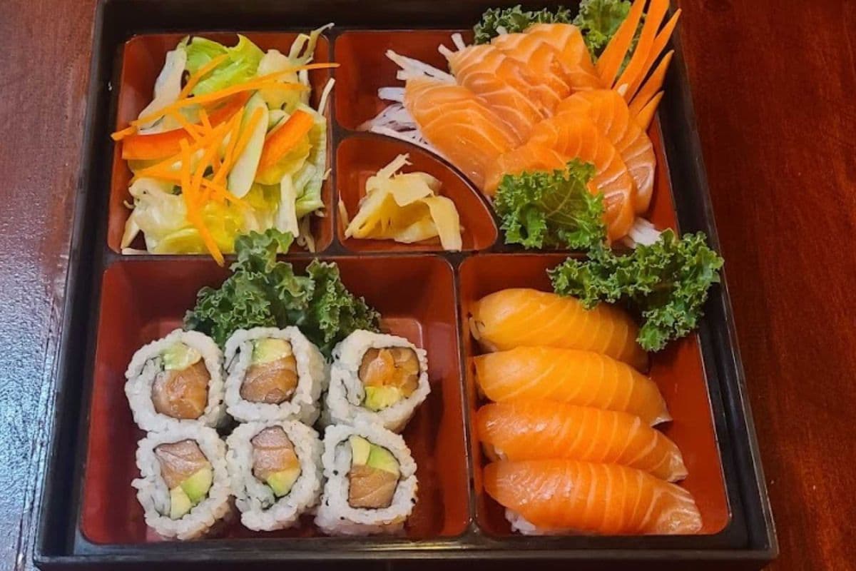 199. Salmon Lover Bento