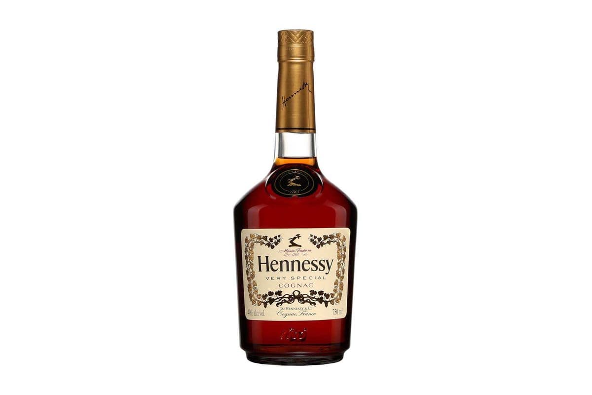 Hennessy 750ml (1 x 750ml)