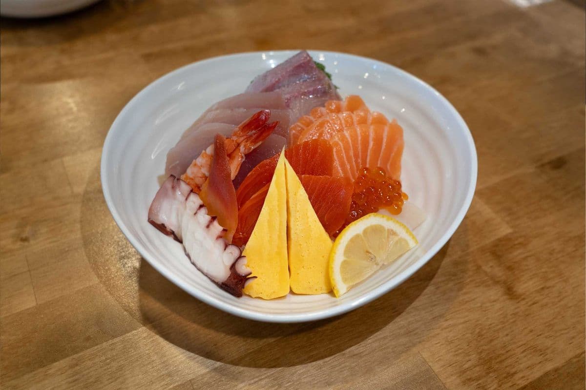 Deluxe Chirashi Don