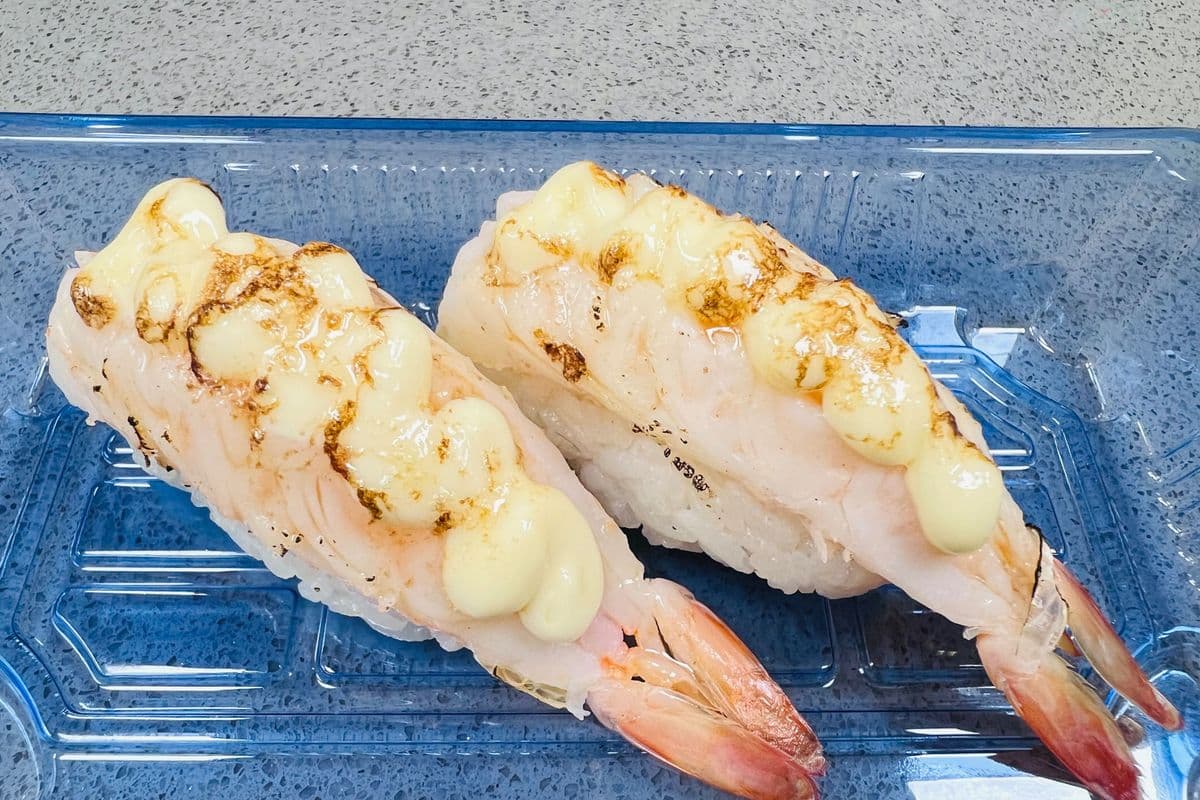 Shrimp Torched Sushi (2 pcs)