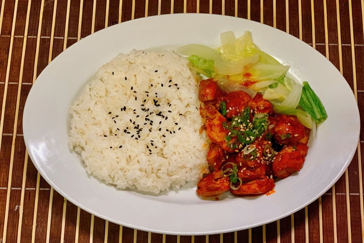 Dak Galbi(Korean spicy chicken)