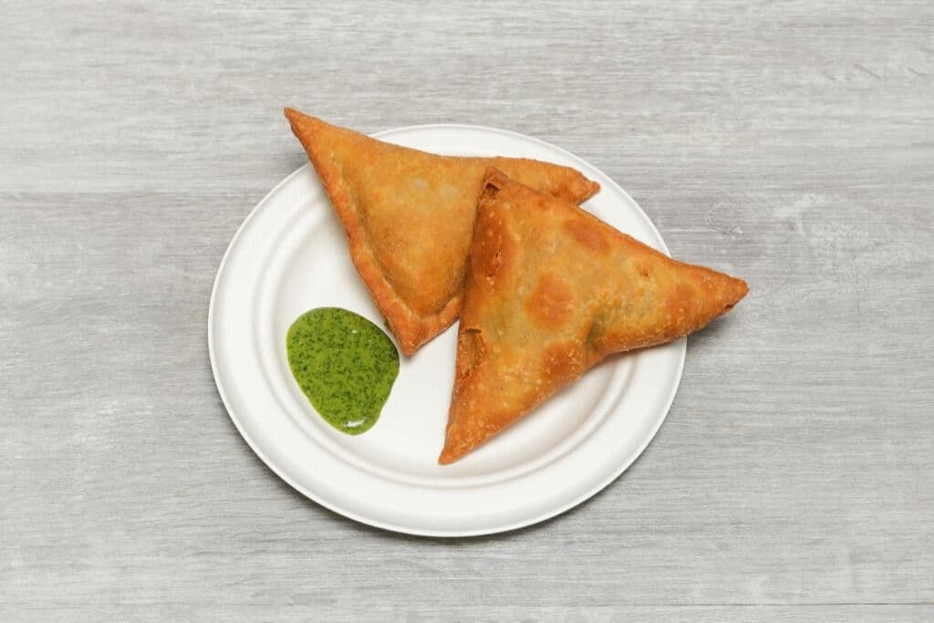 Veg Samosas (2 pcs)