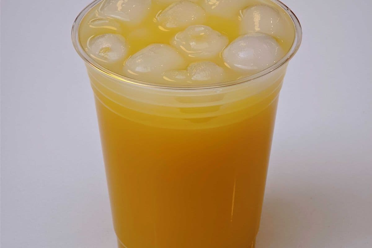 Mango Yakult Mocktail 芒果养乐多🥭🧊