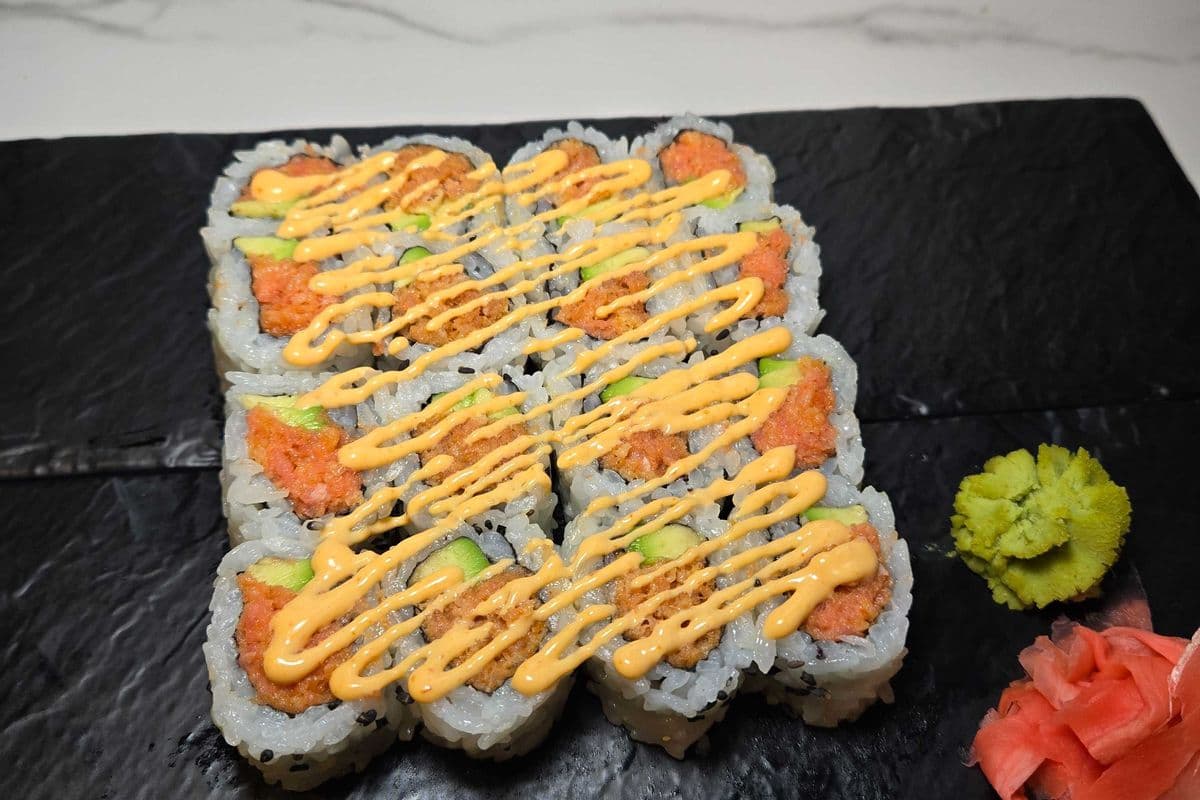 Spicy Tuna (16pcs)