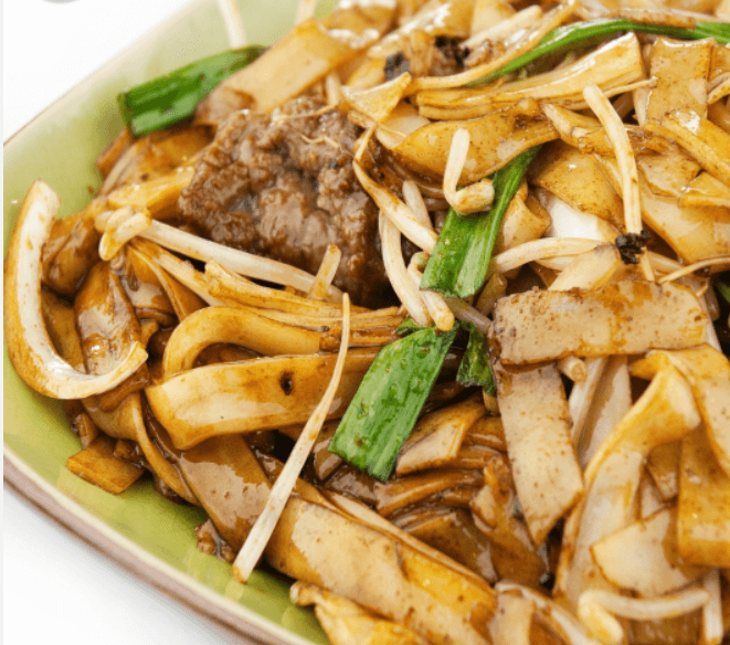 Pad See Ew (Big Flat Rice Noodle)