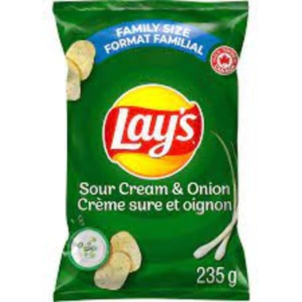 Lay's Creme sure et oignon 220g/ Lay's Sour Cream & Onion Chips 220g