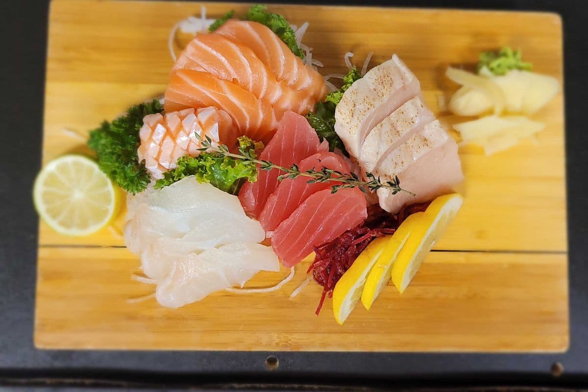SA1. Sashimi Silver (12 pcs)