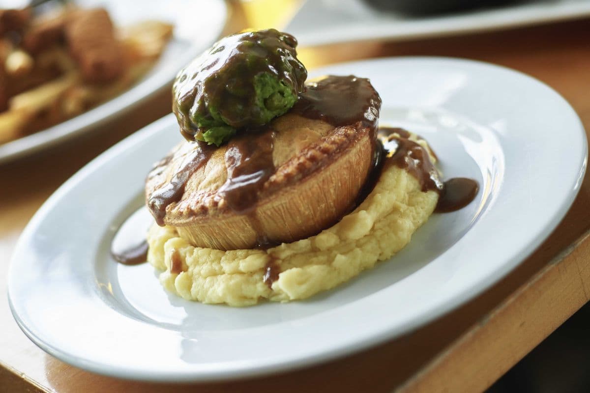 Proper Steak & Ale PIe
