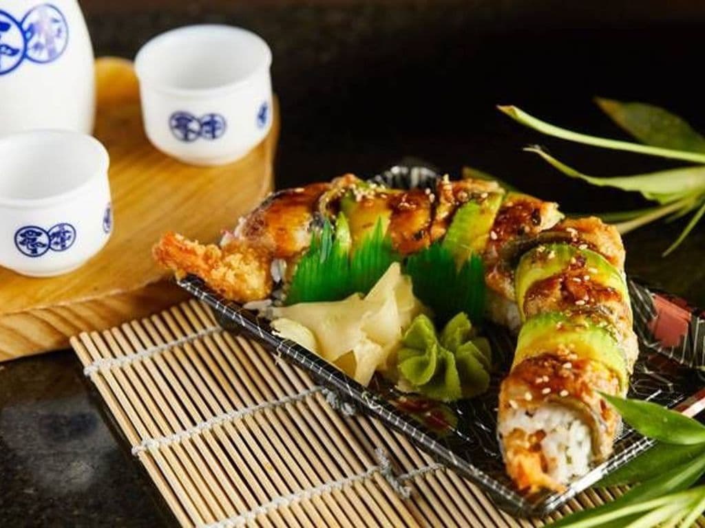 S11. Black Dragon Roll