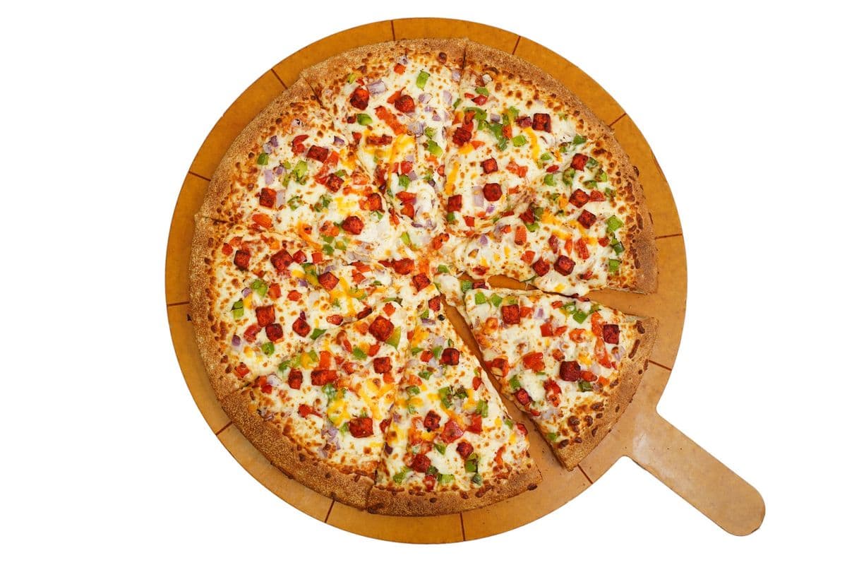 Chili Paneer Pizza