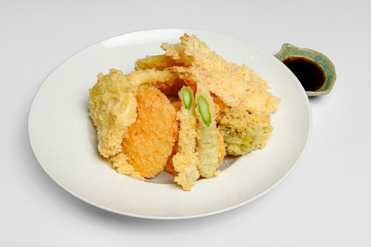 Assorted Tempura (11 pcs)