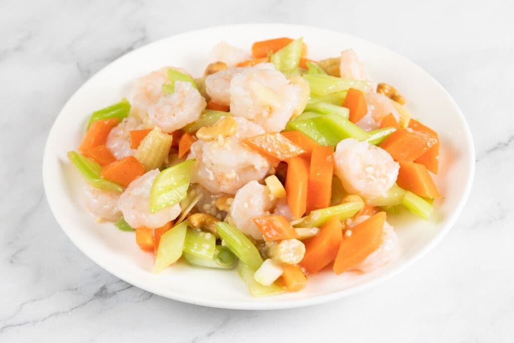 Shrimp with Vegetables and Cashew Nuts