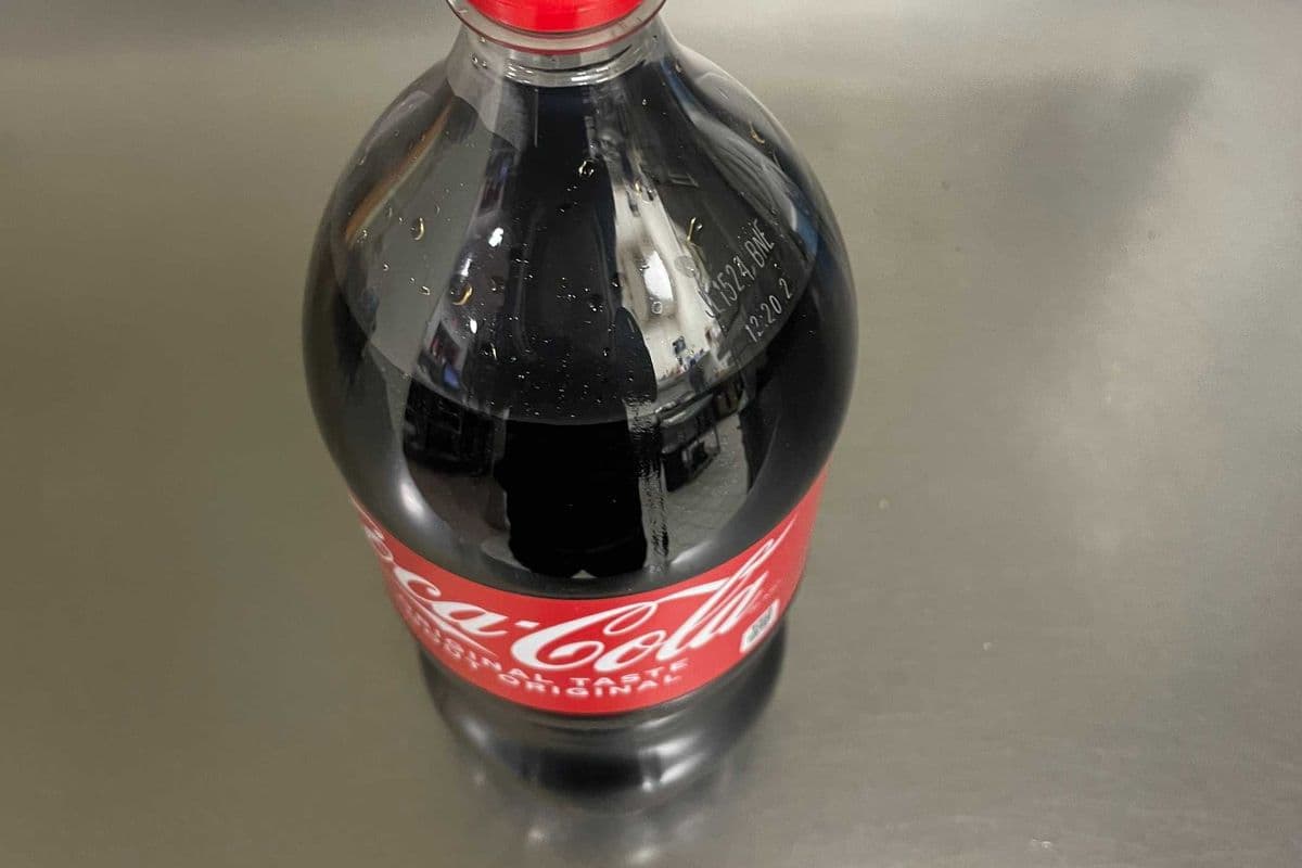 Coke (Bottle)