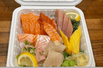 Deluxe Sashimi (17 pcs)