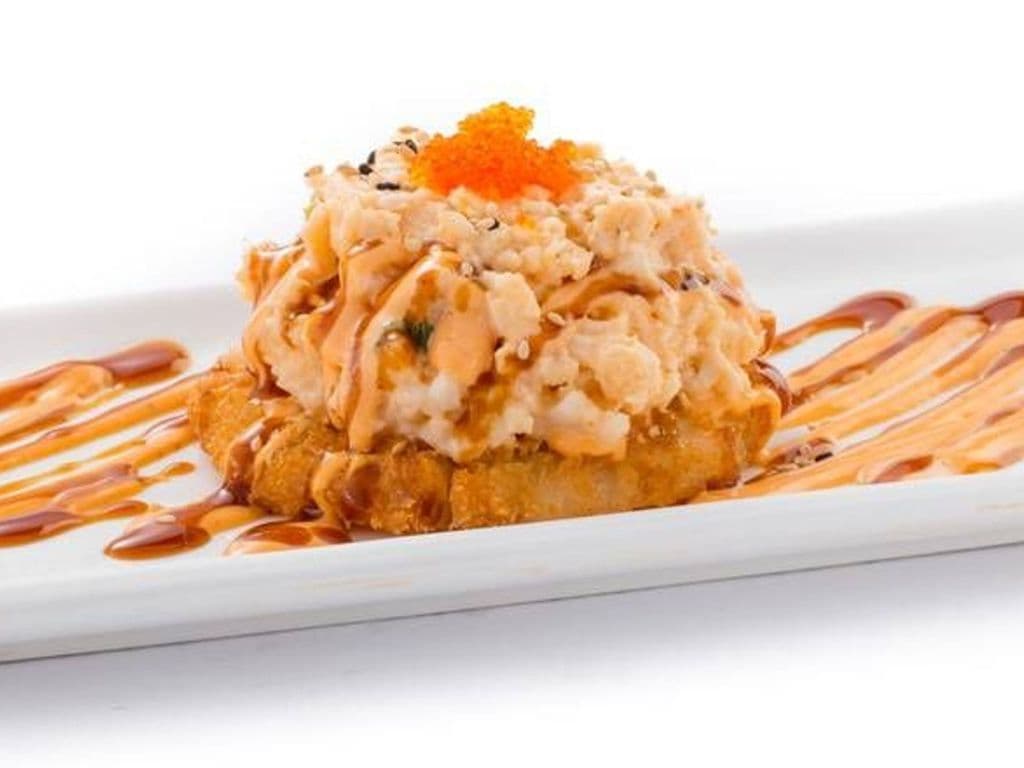 P02. Spicy Butterfish Pizza (6 Pcs)