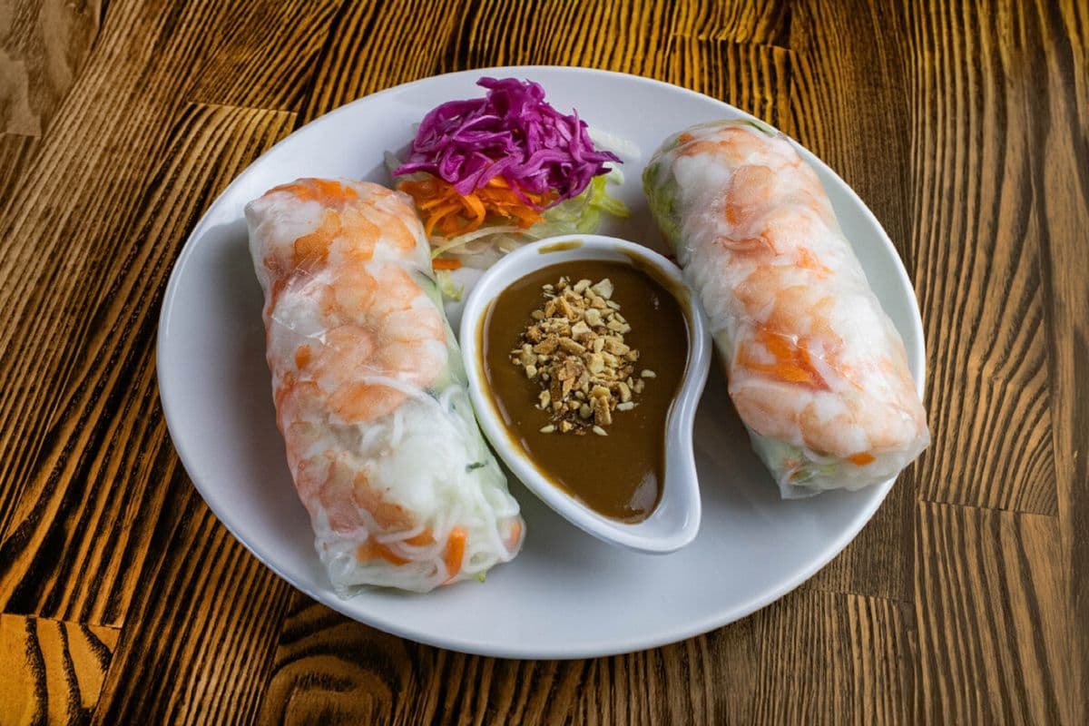 A4. Shrimp Rice Paper Wrap / Goi Cuon Tom (2 pcs)