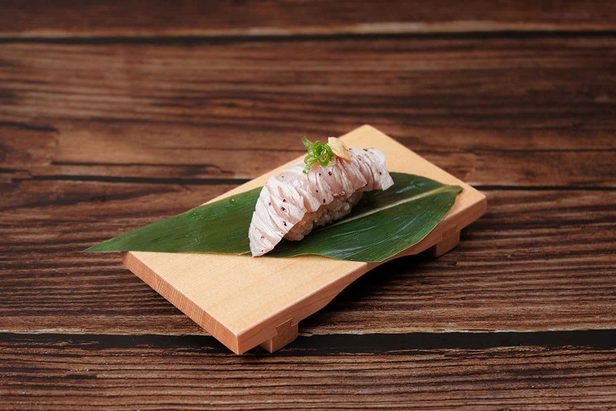 Aburi Toro Nigiri (1 pc)